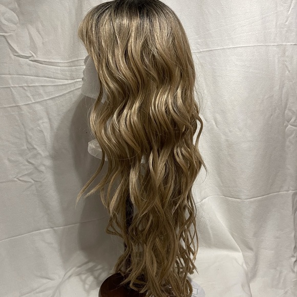 Boss Wig - Picture 4 of 7